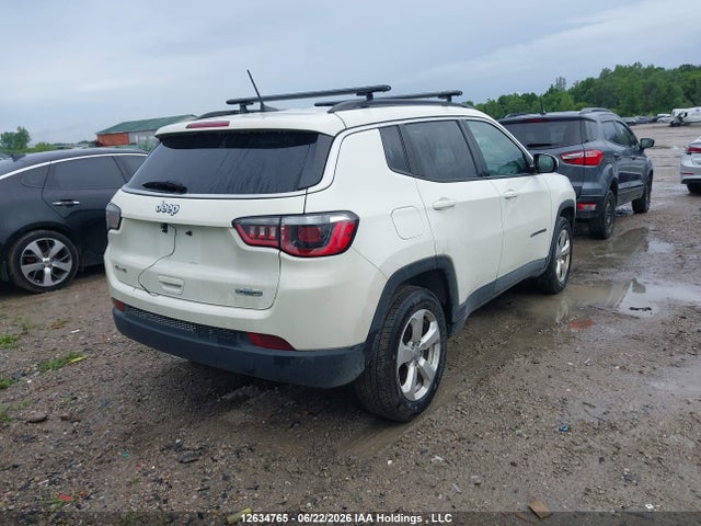 Jeep Compass North 2018 3C4NJDBBXJT145625 Image 4