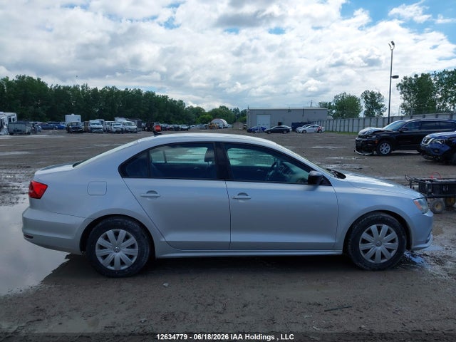 3VW1K7AJ8FM305523 Volkswagen JETTA S