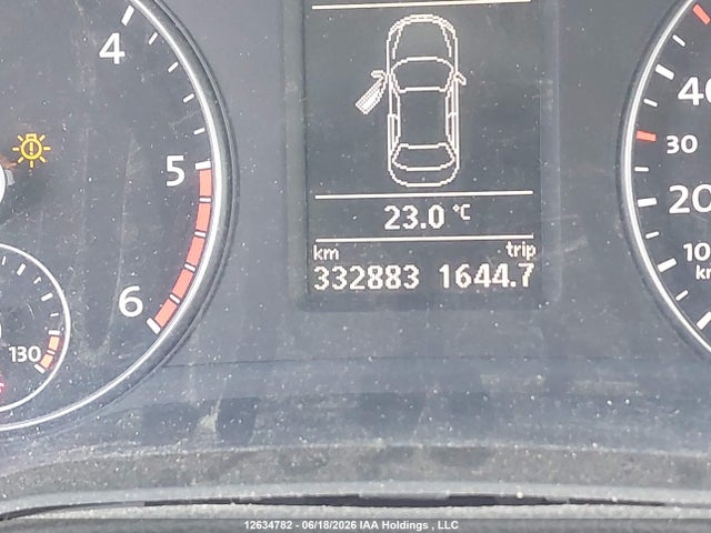 1VWBV7A31FC069392 Volkswagen Passat 2.0 Tdi Comfortline