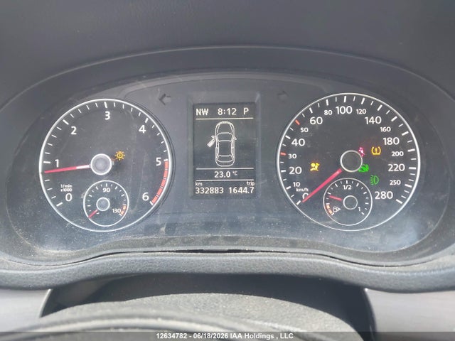 1VWBV7A31FC069392 Volkswagen Passat 2.0 Tdi Comfortline
