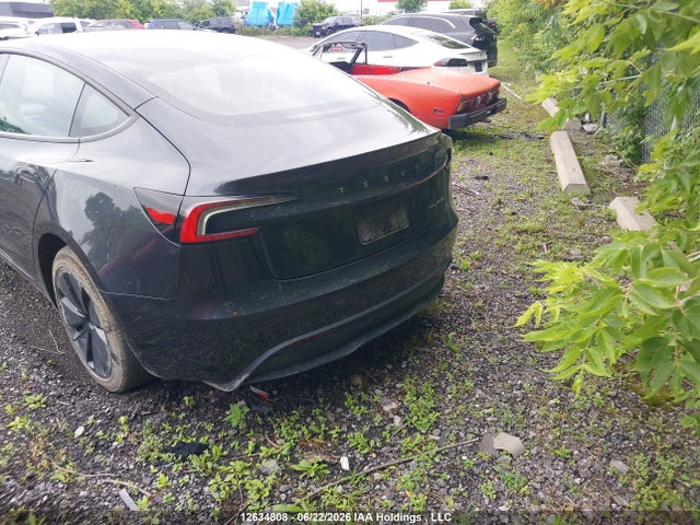 5YJ3E1EB5SF960305 Tesla MODEL 3