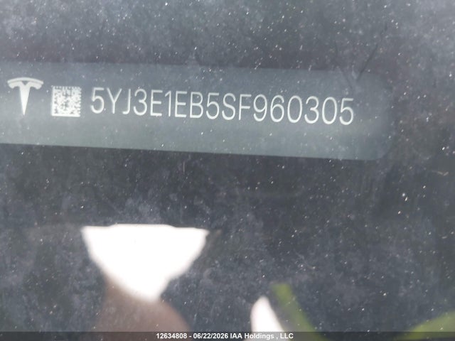 5YJ3E1EB5SF960305 Tesla MODEL 3