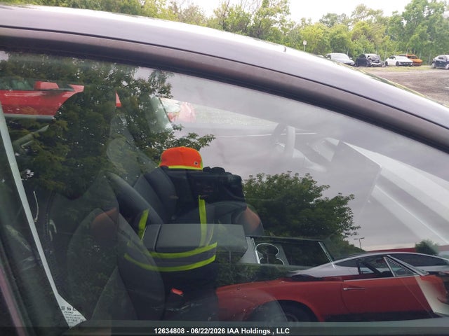 5YJ3E1EB5SF960305 Tesla MODEL 3