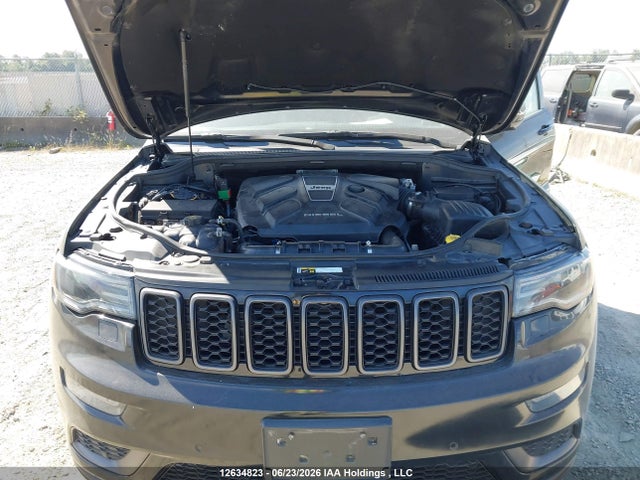 12634823 :رقم المزاد ، 1C4RJFCM8JC427349 vin ، 2018 Jeep Grand Cherokee Overland مزاد بيع