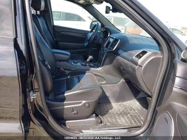 12634823 :رقم المزاد ، 1C4RJFCM8JC427349 vin ، 2018 Jeep Grand Cherokee Overland مزاد بيع