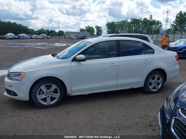 12634824 :رقم المزاد ، 3VWLX7AJ0BM003597 vin ، 2011 Volkswagen Jetta مزاد بيع