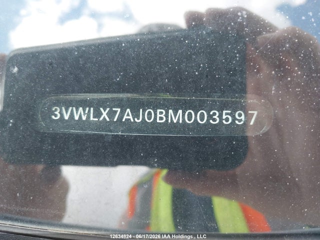 12634824 :رقم المزاد ، 3VWLX7AJ0BM003597 vin ، 2011 Volkswagen Jetta مزاد بيع