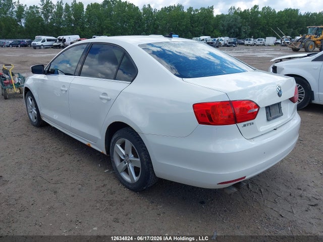 12634824 :رقم المزاد ، 3VWLX7AJ0BM003597 vin ، 2011 Volkswagen Jetta مزاد بيع