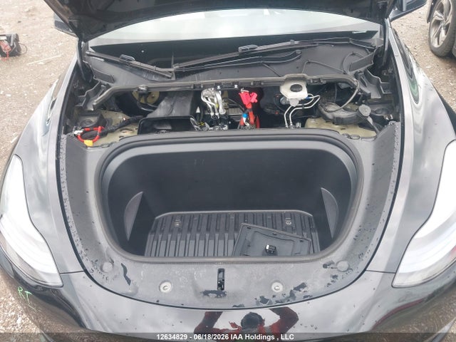 Tesla Model Y Long Range 2023 LRWYGDEE9PC162936 Image 10
