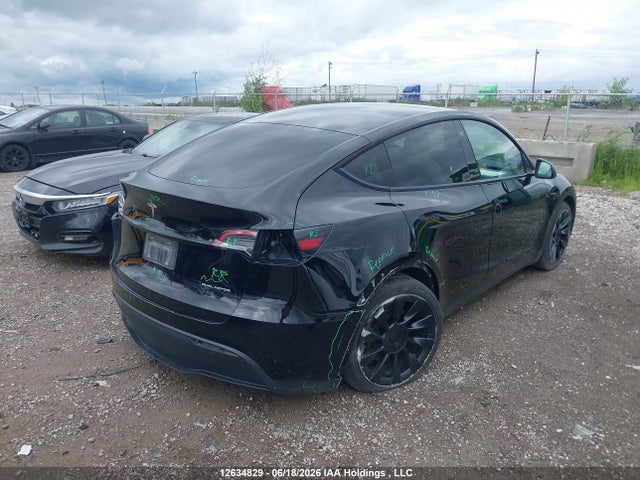 Tesla Model Y Long Range 2023 LRWYGDEE9PC162936 Image 4