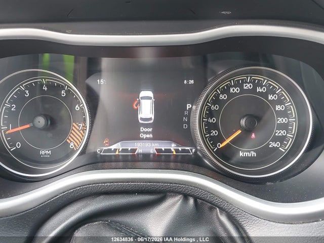 Aukcja sprzedaży 2015 Jeep Cherokee Trailhawk, vin: 1C4PJMBSXFW741389, numer aukcji: 12634836