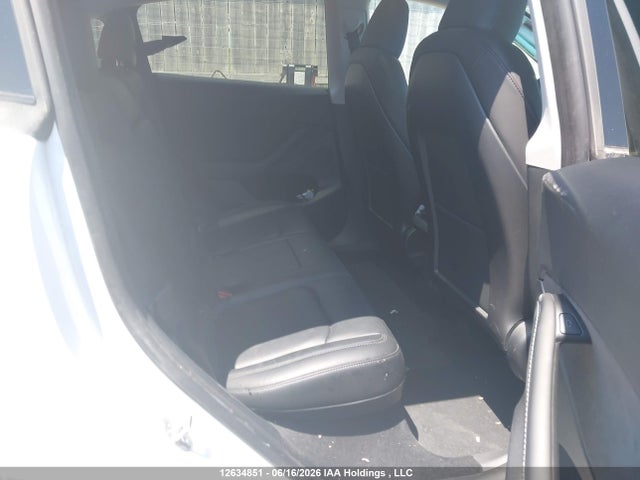 Продажа на аукционе авто 2023 Tesla Model Y, vin: LRWYGDFD5PC967774, номер лота: 12634851