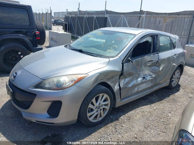 12634864 :رقم المزاد ، JM1BL1L79D1800715 vin ، 2013 Mazda Mazda3 Gs-sky مزاد بيع