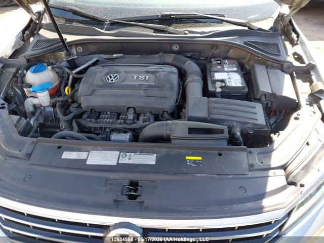 12634866 :رقم المزاد ، 1VWBT7A33HC014645 vin ، 2017 Volkswagen Passat 1.8 Tsi Comfortline مزاد بيع