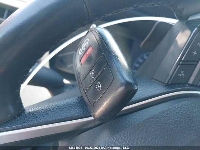 2024 Toyota Corolla Cross Hybrid Se მანქანა იყიდება აუქციონზე, vin: 7MUFBABG6RV035632, აუქციონის ნომერი: 12634908