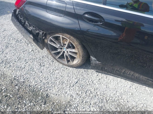 3MW5R7J09N8C58322 BMW 330XI