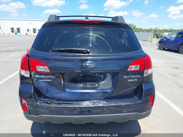 4S4BRJNC9E2223913 Subaru Outback 3.6r Limited Package