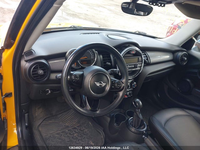 Продажа на аукционе авто 2015 Mini 5 Door Cooper, vin: WMWXS5C56FT831911, номер лота: 12634929