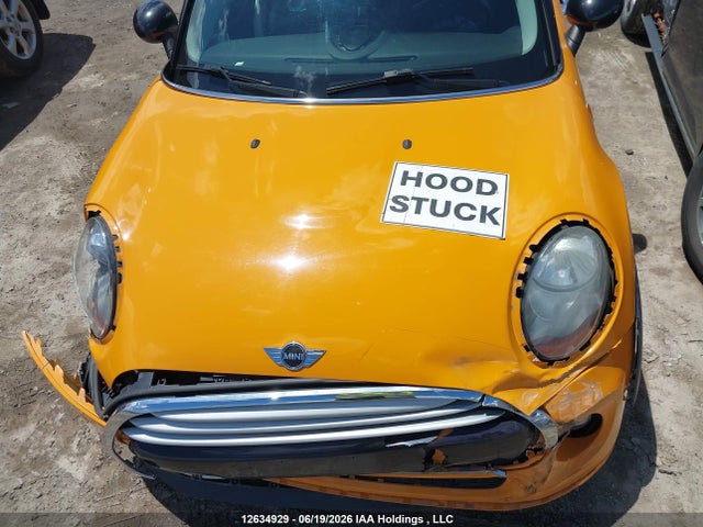 Продажа на аукционе авто 2015 Mini 5 Door Cooper, vin: WMWXS5C56FT831911, номер лота: 12634929