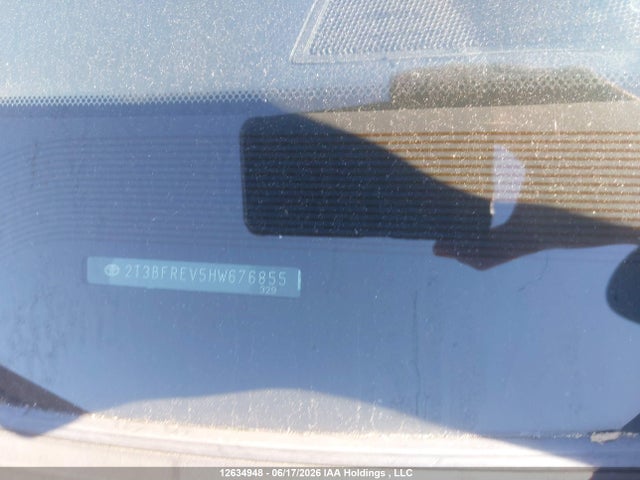 Toyota RAV4 LE 2017 2T3BFREV5HW676855 Image 19