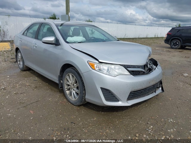 12634954 :رقم المزاد ، 4T1BF1FKXEU435948 vin ، 2014 Toyota Camry L/se/le/xle مزاد بيع