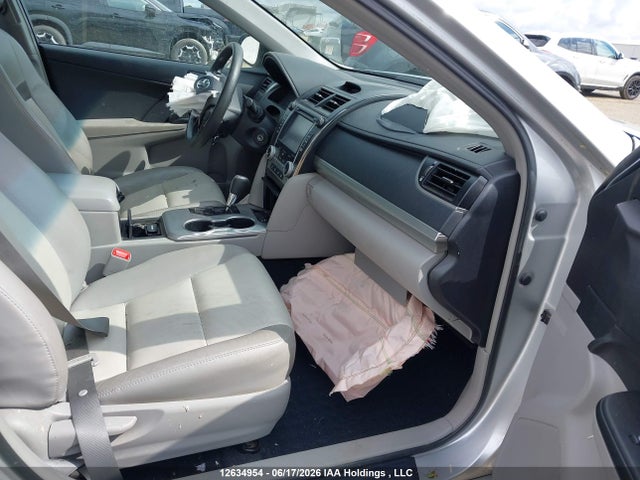 2014 Toyota Camry L/se/le/xle მანქანა იყიდება აუქციონზე, vin: 4T1BF1FKXEU435948, აუქციონის ნომერი: 12634954