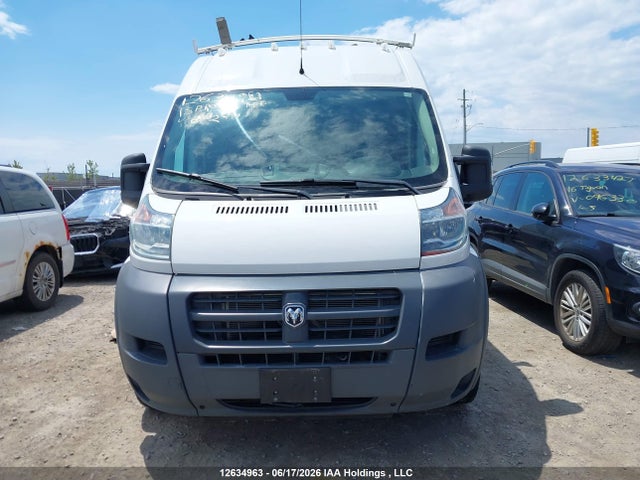 12634963 :رقم المزاد ، 3C6TRVBG2FE502414 vin ، 2015 Ram Promaster 1500 مزاد بيع