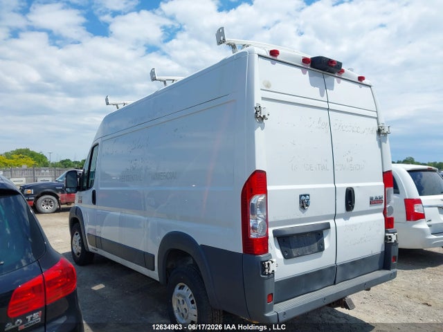 12634963 :رقم المزاد ، 3C6TRVBG2FE502414 vin ، 2015 Ram Promaster 1500 مزاد بيع