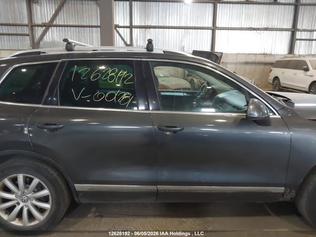 Продажа на аукционе авто 2011 Volkswagen Touareg 3.6l Comfortline/3.6l Execline/3.6l Highline, vin: WVGFF9BP6BD001281, номер лота: 12628192