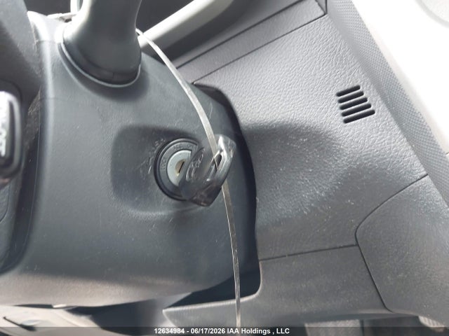 12634984 :رقم المزاد ، 2T1KU4EE7CC851098 vin ، 2012 Toyota Corolla Matrix مزاد بيع
