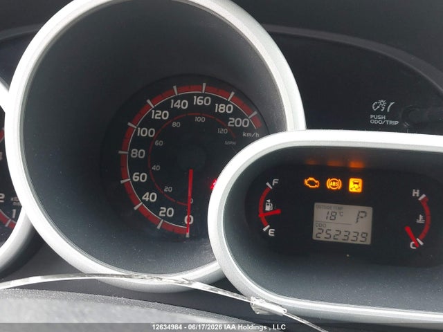 12634984 :رقم المزاد ، 2T1KU4EE7CC851098 vin ، 2012 Toyota Corolla Matrix مزاد بيع