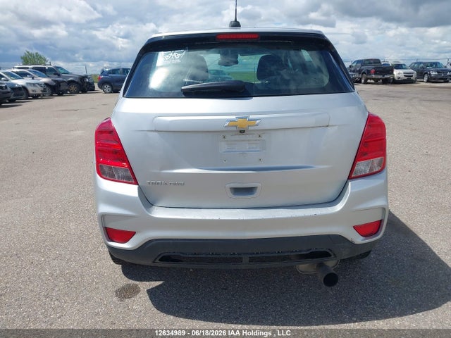 Chevrolet TRAX LS 2019 3GNCJNSB2KL166670 Image 16