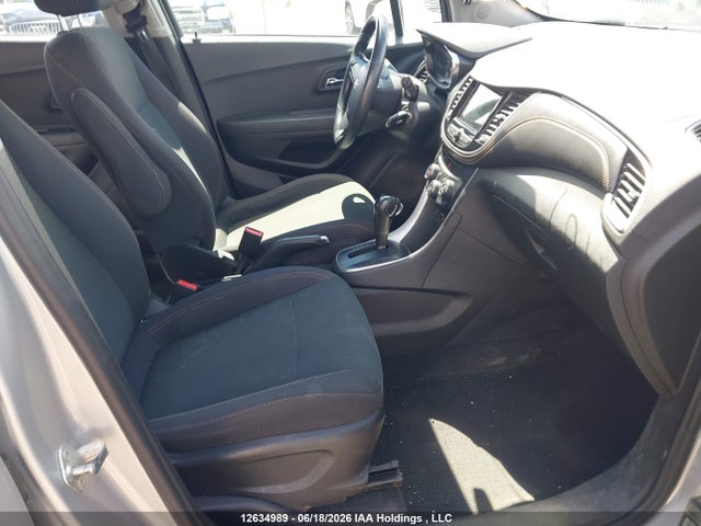 Chevrolet TRAX LS 2019 3GNCJNSB2KL166670 Image 5
