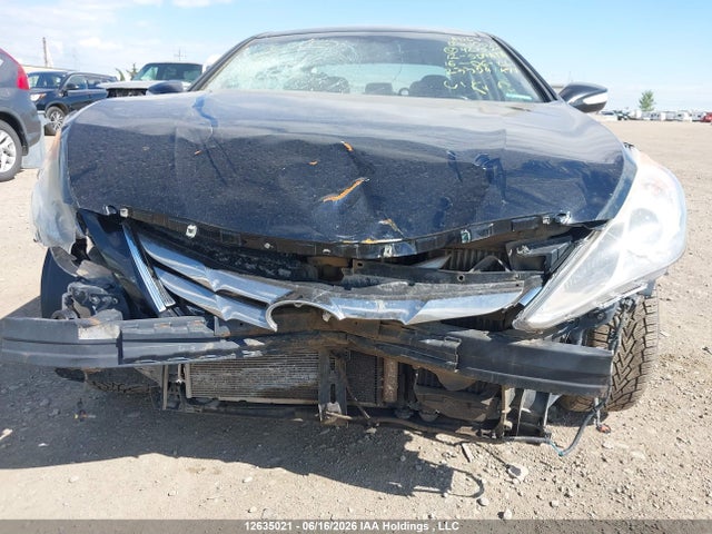 12635021 :رقم المزاد ، 5NPEC4AB1CH421575 vin ، 2012 Hyundai Sonata 2.0t Limited مزاد بيع