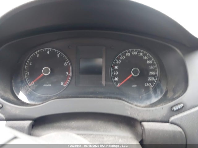 12635044 :رقم المزاد ، 3VWDK7AJ6EM393953 vin ، 2014 Volkswagen Jetta 2.0l Comfortline مزاد بيع