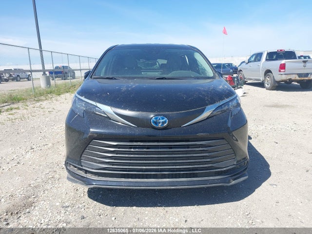 2025 Toyota Sienna Le/xse/limited/platinum მანქანა იყიდება აუქციონზე, vin: 5TDGSKFC9SS219612, აუქციონის ნომერი: 12635065
