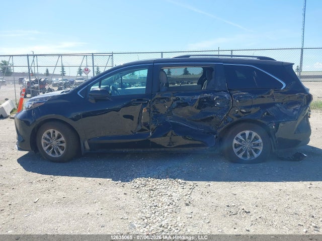 2025 Toyota Sienna Le/xse/limited/platinum მანქანა იყიდება აუქციონზე, vin: 5TDGSKFC9SS219612, აუქციონის ნომერი: 12635065