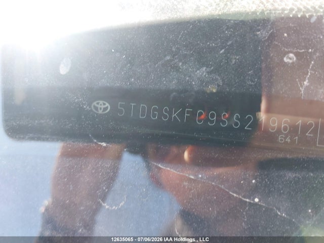 2025 Toyota Sienna Le/xse/limited/platinum მანქანა იყიდება აუქციონზე, vin: 5TDGSKFC9SS219612, აუქციონის ნომერი: 12635065