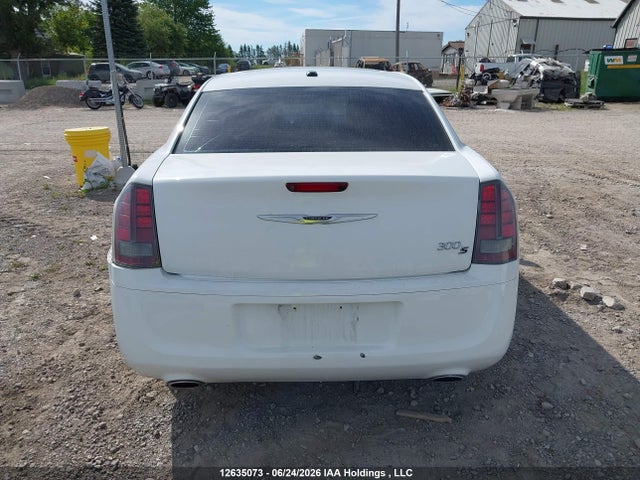 Chrysler 300 S 2014 2C3CCABG0EH269272 Image 16