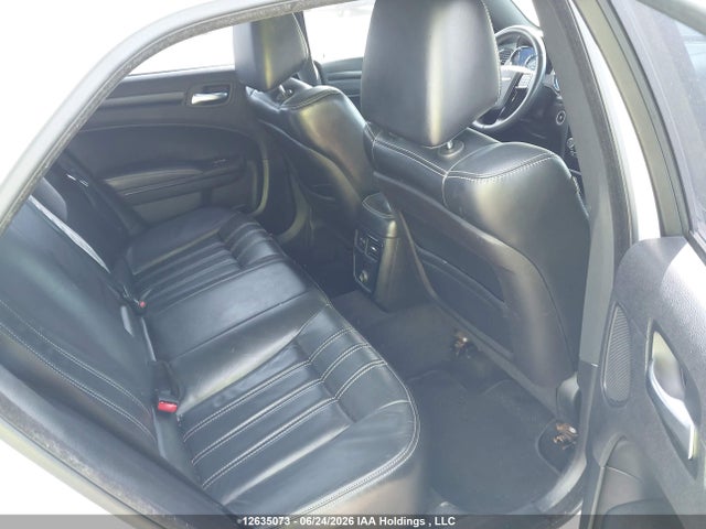 Chrysler 300 S 2014 2C3CCABG0EH269272 Image 8