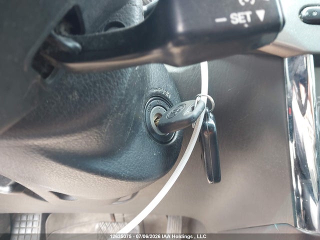 2008 Toyota Matrix Xr მანქანა იყიდება აუქციონზე, vin: 2T1KR32E48C687042, აუქციონის ნომერი: 12635075