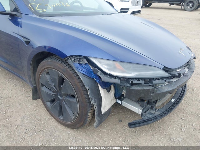 Tesla Model 3 Long Range 2024 LRW3E7EB8RC135897 Image 21