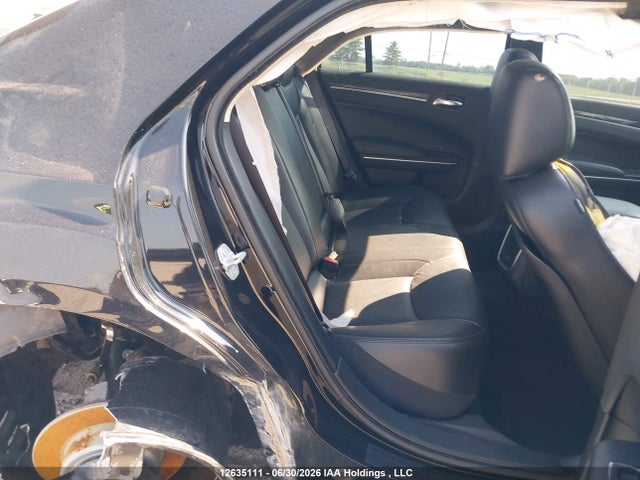 Chrysler 300 Touring 2019 2C3CCAAGXKH640449 Image 8