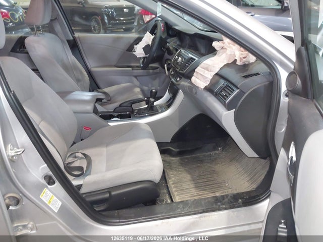 1HGCR2E3XFA810242 Honda ACCORD LX