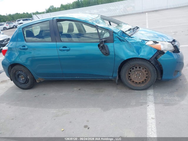 12635120 :رقم المزاد ، JTDKTUD36CD524360 vin ، 2012 Toyota Yaris Le مزاد بيع