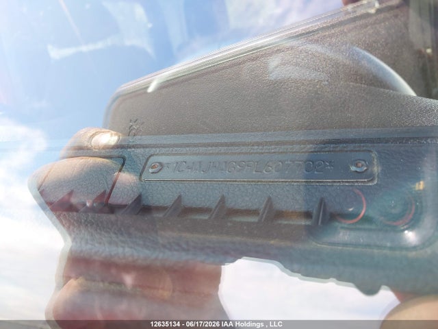 12635134 :رقم المزاد ، 1C4AJWAG9FL607702 vin ، 2015 Jeep Tj مزاد بيع