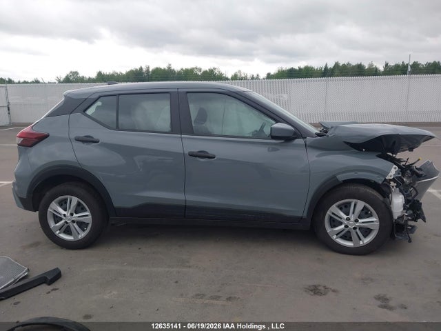 3N1CP5BV1SL483831 Nissan kicks play