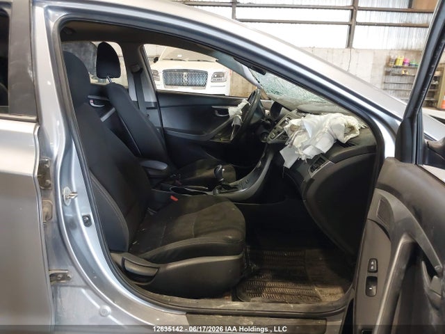 Продаж на аукціоні авто 2016 Hyundai Elantra Gl, vin: 5NPDH4AE4GH767729, номер лоту: 12635142