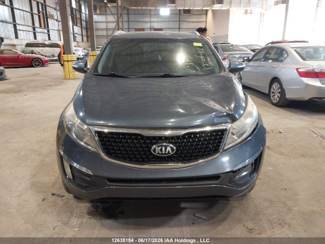 2015 Kia Sportage Lx მანქანა იყიდება აუქციონზე, vin: KNDPBCAC8F7681916, აუქციონის ნომერი: 12635154
