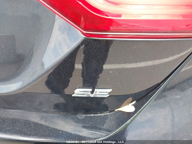 12635161 :رقم المزاد ، 4T1G11AK6NU680192 vin ، 2022 Toyota Camry Se/se Night Shade مزاد بيع